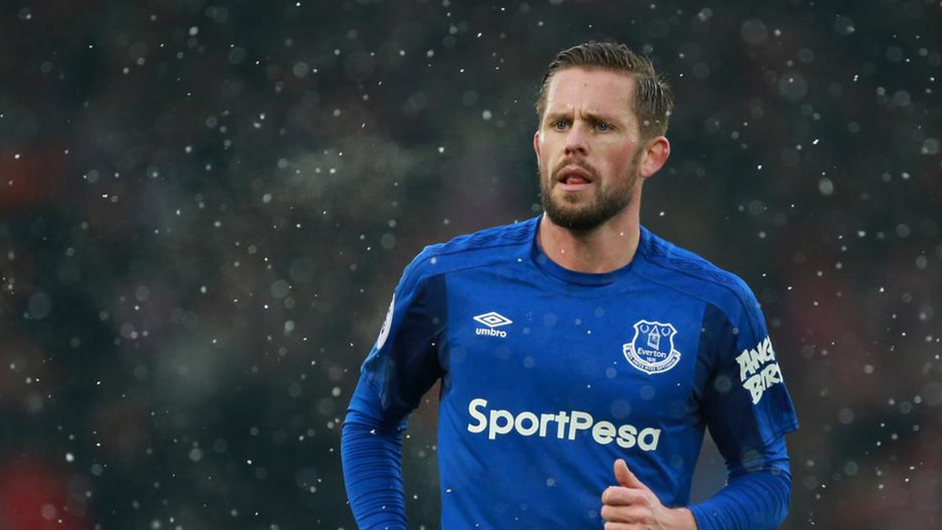 欧洲杯预选赛首轮比赛火热展开，胜负难测，欧洲杯杯预选赛